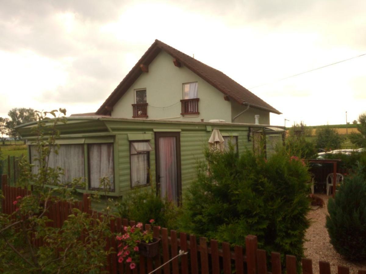 Country house Fanisek V Mobilnim Domku V Ceskem Raji Sobotka
