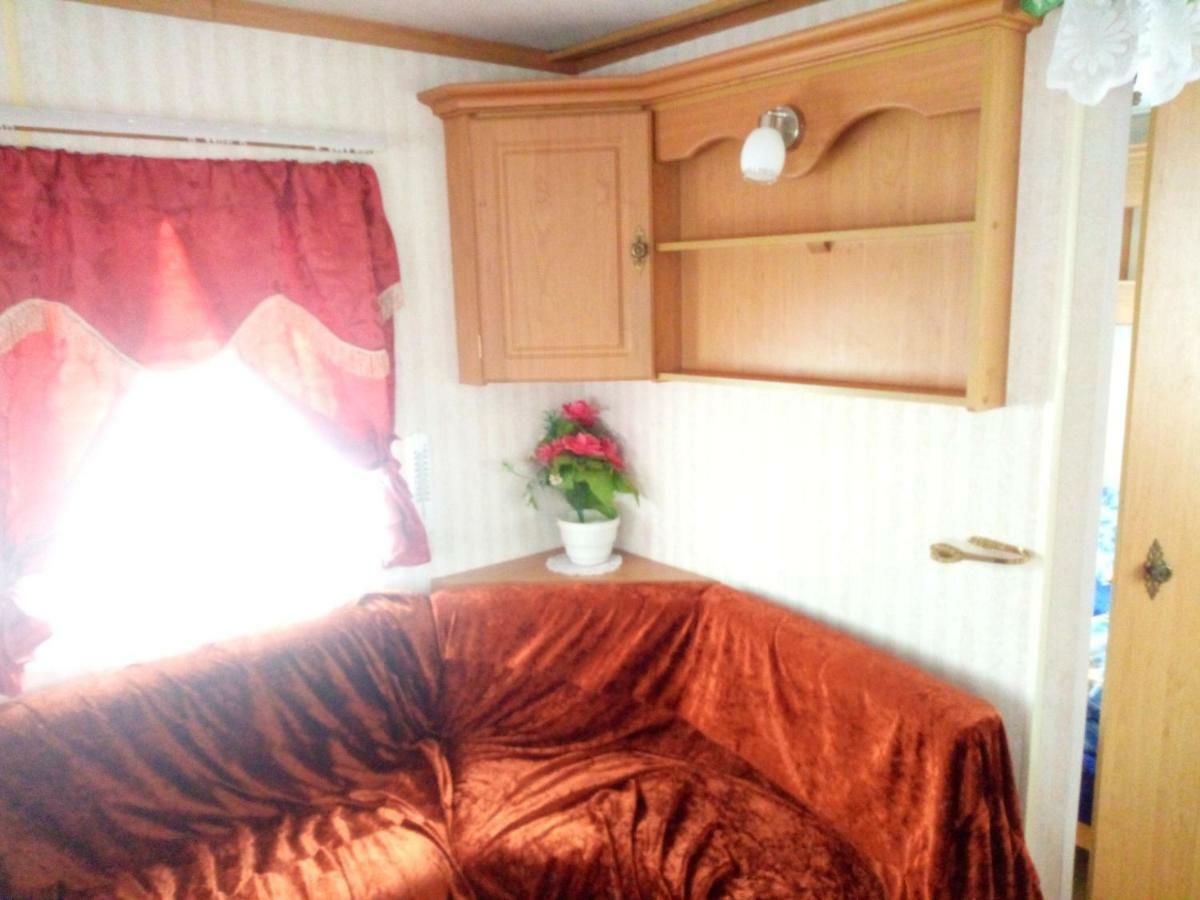 Fanisek V Mobilnim Domku V Ceskem Raji Country house Sobotka